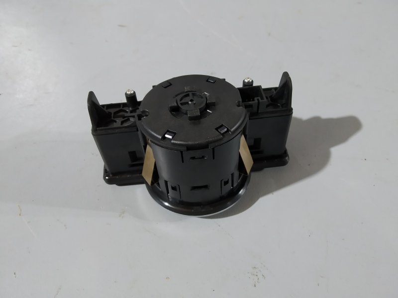 переключатель света, 1450 рублей, Санкт-Петербург