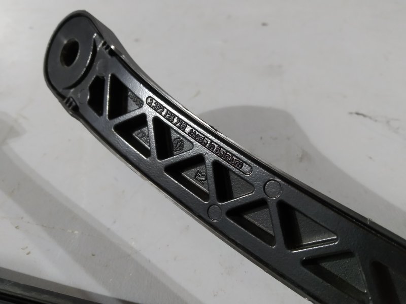 поводок стеклоочистителя, 1140 рублей, Санкт-Петербург