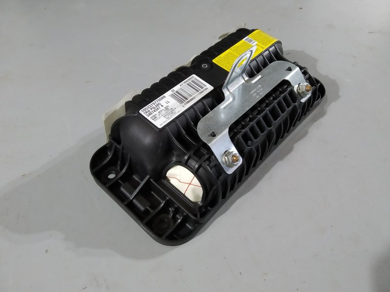 подушка в торпедо, 4810 рублей, Санкт-Петербург