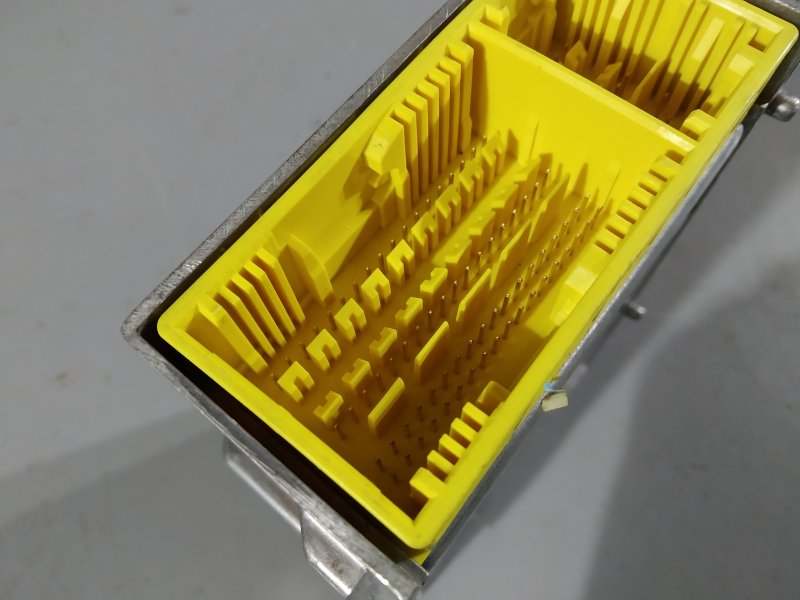 блок SRS, 2800 рублей, Санкт-Петербург