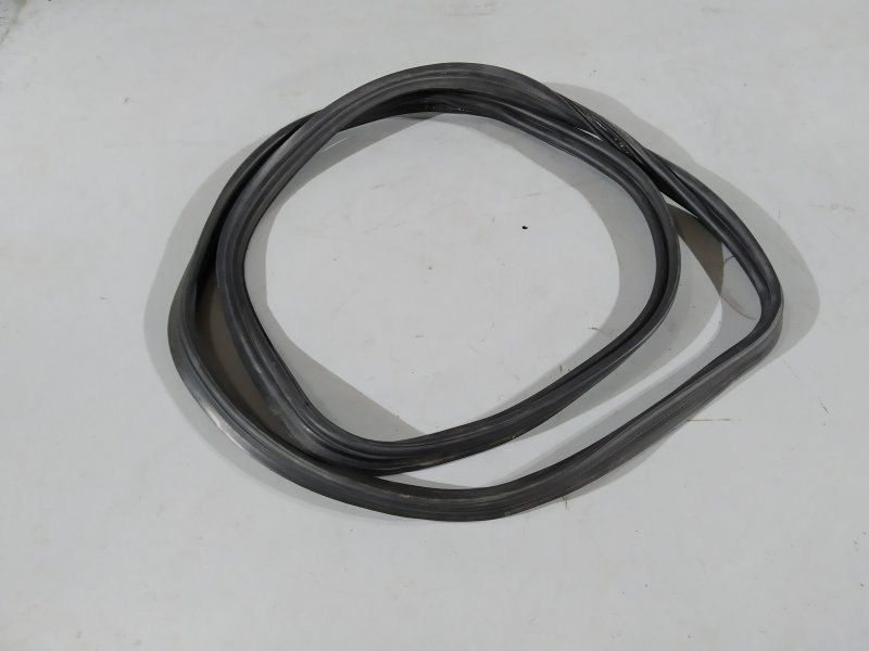 уплотнитель багажника, 1100 рублей, Санкт-Петербург