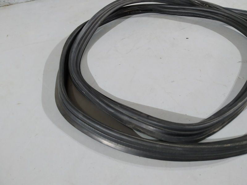 уплотнитель багажника, 1100 рублей, Санкт-Петербург