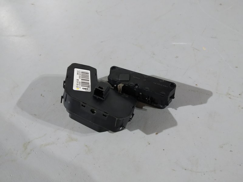 кнопки управления сиденьем, 1735 рублей, Санкт-Петербург