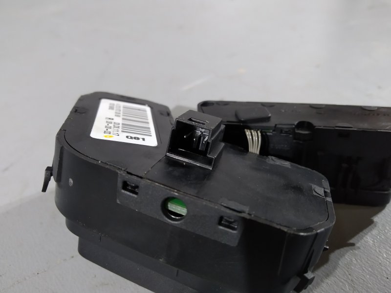 кнопки управления сиденьем, 1735 рублей, Санкт-Петербург