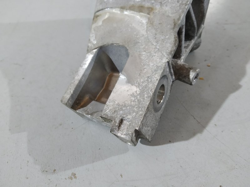 кронштейн двигателя, 2965 рублей, Санкт-Петербург