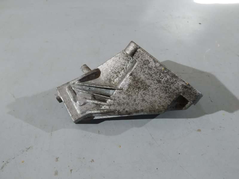 кронштейн двигателя, 2965 рублей, Санкт-Петербург