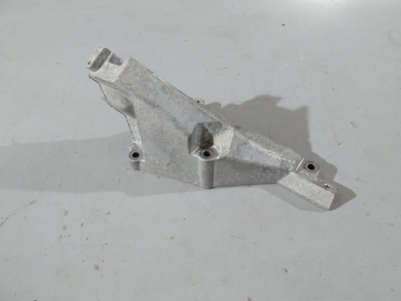 кронштейн двигателя, 2965 рублей, Санкт-Петербург