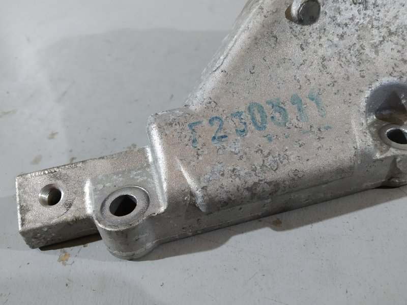 кронштейн двигателя, 2965 рублей, Санкт-Петербург