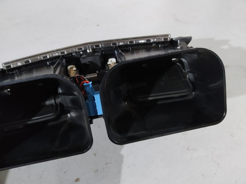 Дефлектор воздушный, 2010 рублей, Санкт-Петербург