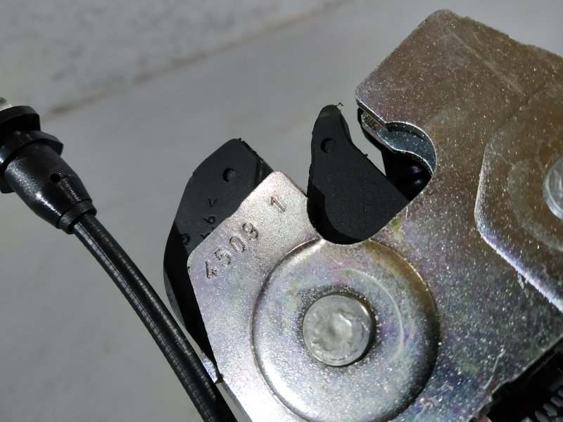 замок сиденья, 500 рублей, Санкт-Петербург