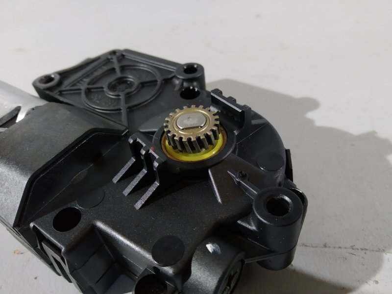 моторчик шторки люка, 2165 рублей, Санкт-Петербург