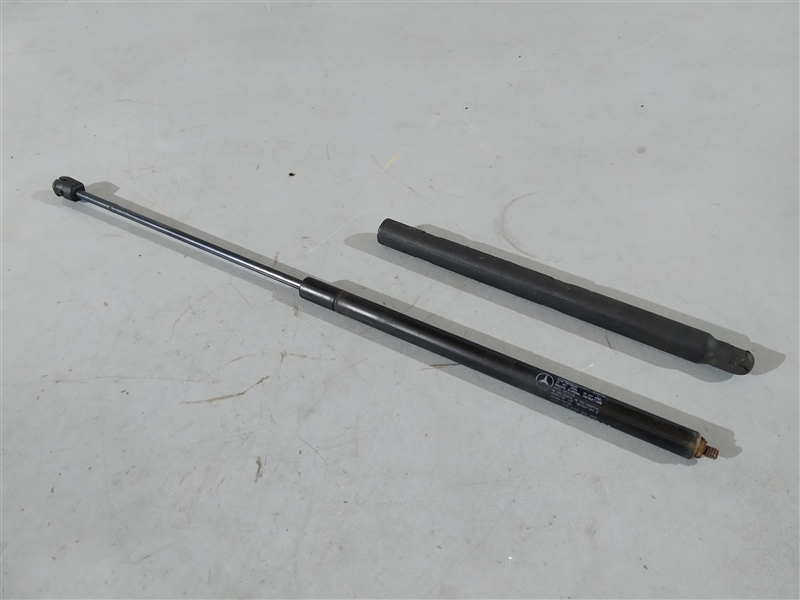 амортизатор капота, 580 рублей, Санкт-Петербург