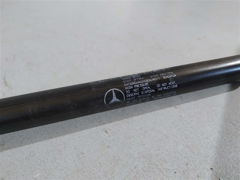 амортизатор капота, 580 рублей, Санкт-Петербург