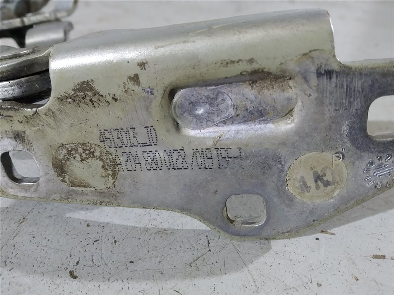 петля капота, 1240 рублей, Санкт-Петербург