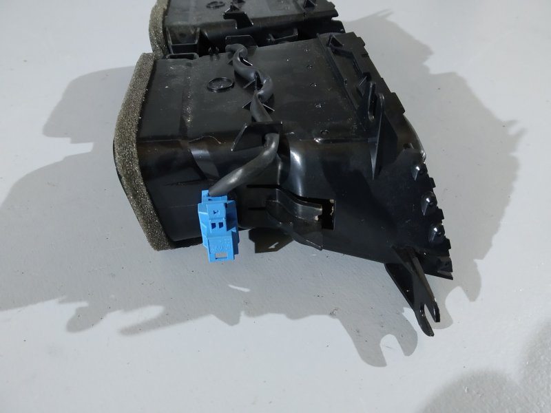 Дефлектор воздушный, 1640 рублей, Санкт-Петербург