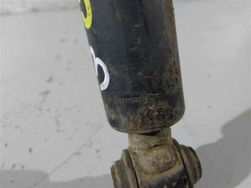 амортизатор, 1240 рублей, Санкт-Петербург