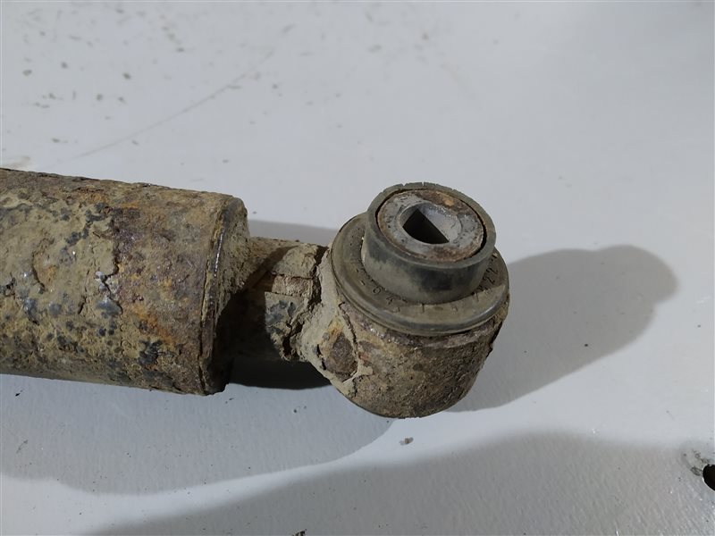 амортизатор, 1170 рублей, Санкт-Петербург