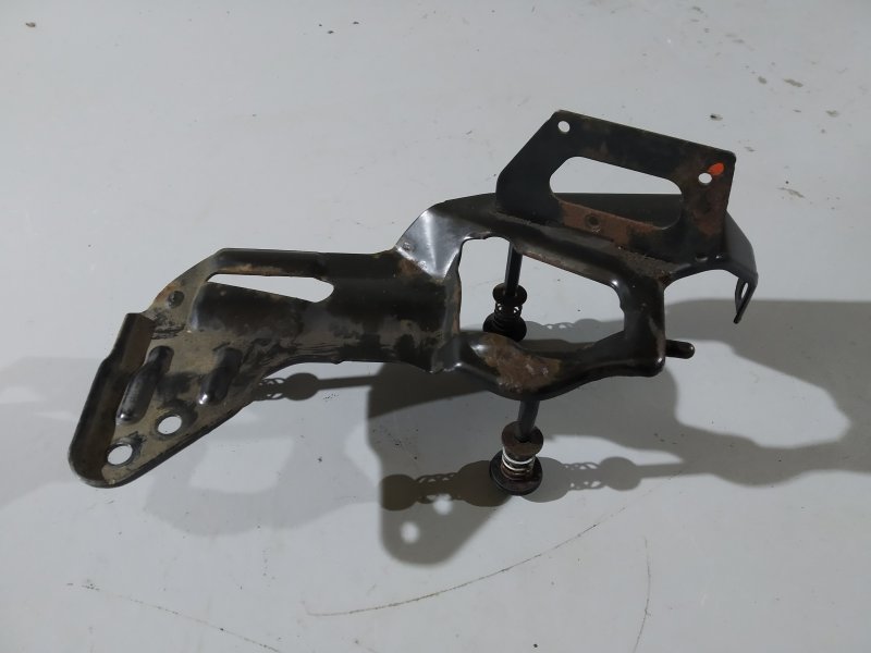 кронштейн компрессора, 1310 рублей, Санкт-Петербург