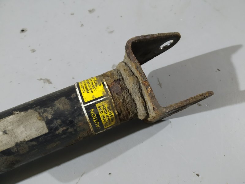 амортизатор, 2470 рублей, Санкт-Петербург