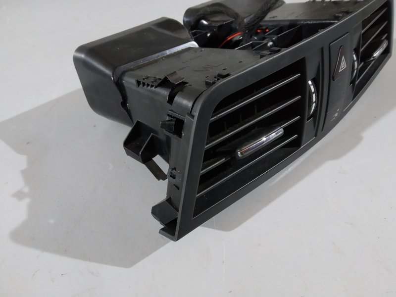 Дефлектор воздушный, 2010 рублей, Санкт-Петербург