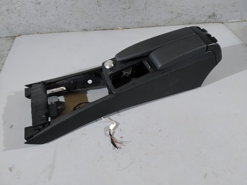 подлокотник, 2650 рублей, Санкт-Петербург