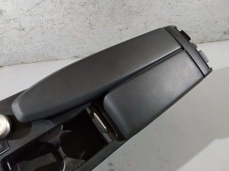 подлокотник, 2650 рублей, Санкт-Петербург