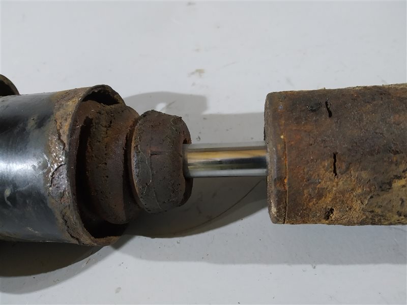 амортизатор, 1475 рублей, Санкт-Петербург