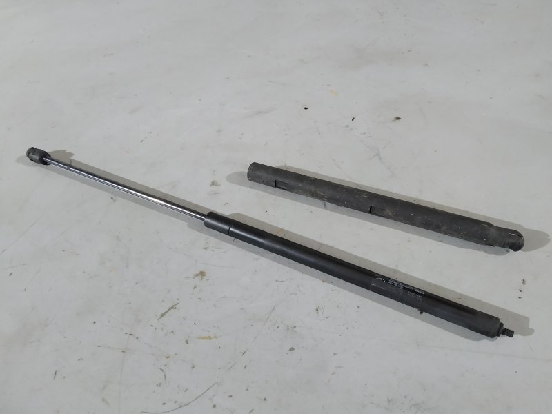 амортизатор капота, 625 рублей, Санкт-Петербург