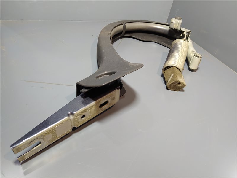 петля багажника, 1050 рублей, Санкт-Петербург