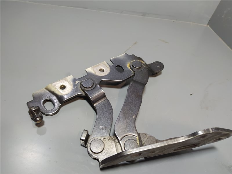 петля капота, 1280 рублей, Санкт-Петербург