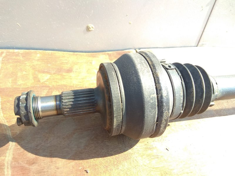 полуось, 1400 рублей, Санкт-Петербург