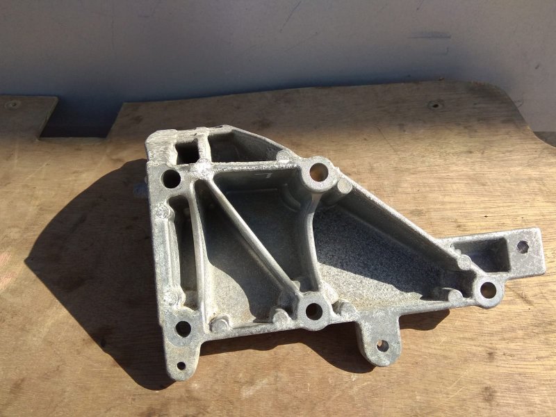 кронштейн двигателя, 1820 рублей, Санкт-Петербург