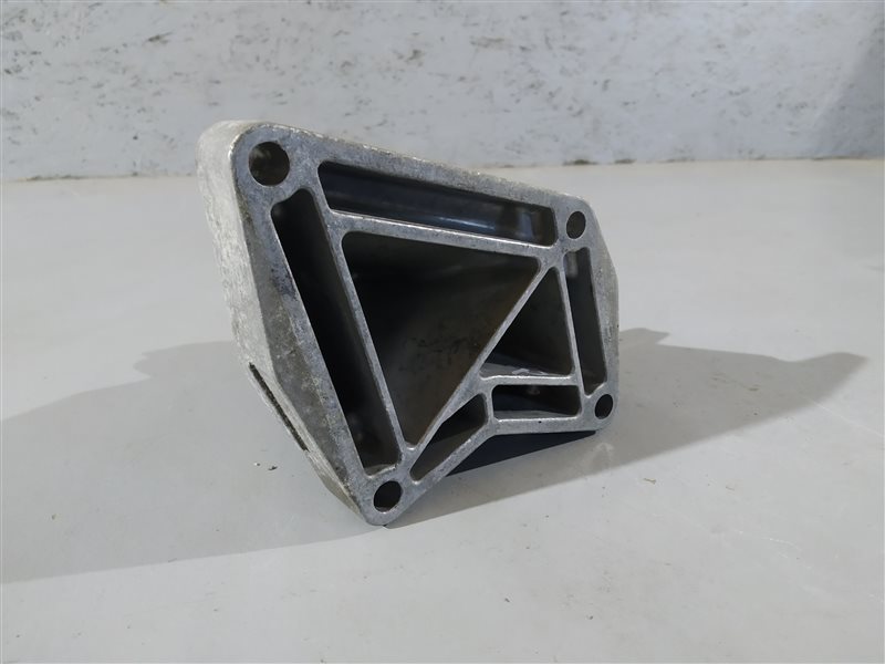 кронштейн двигателя, 3255 рублей, Санкт-Петербург