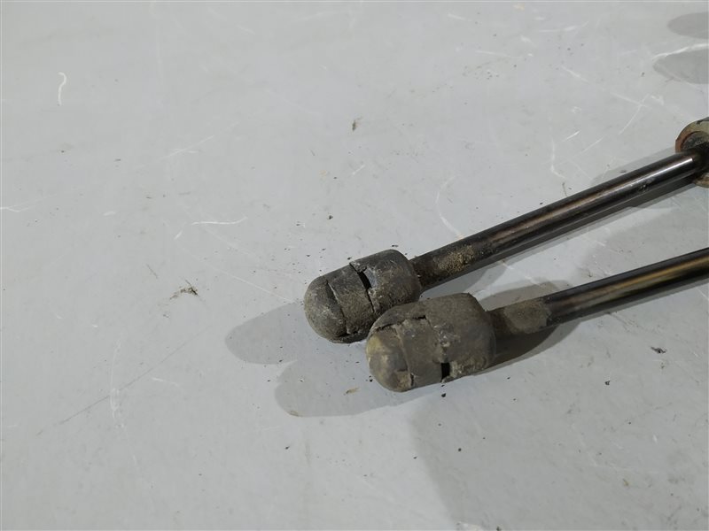 амортизатор капота, 1140 рублей, Санкт-Петербург