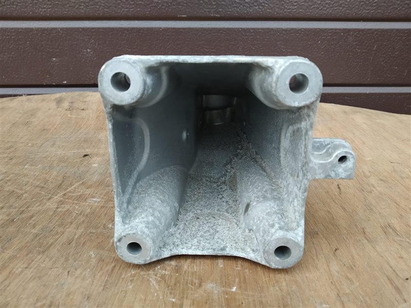 кронштейн двигателя, 2235 рублей, Санкт-Петербург