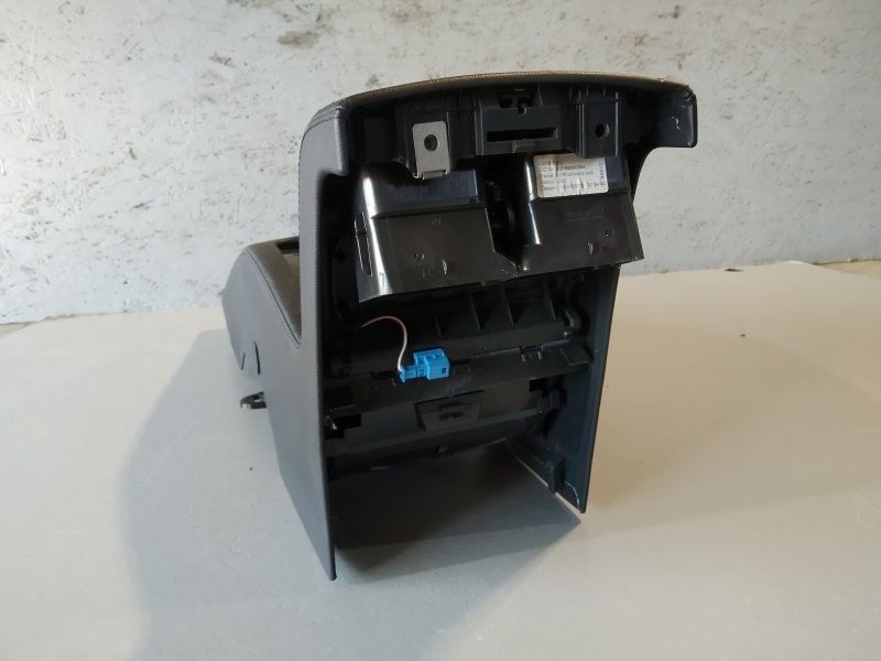 подлокотник, 3240 рублей, Санкт-Петербург