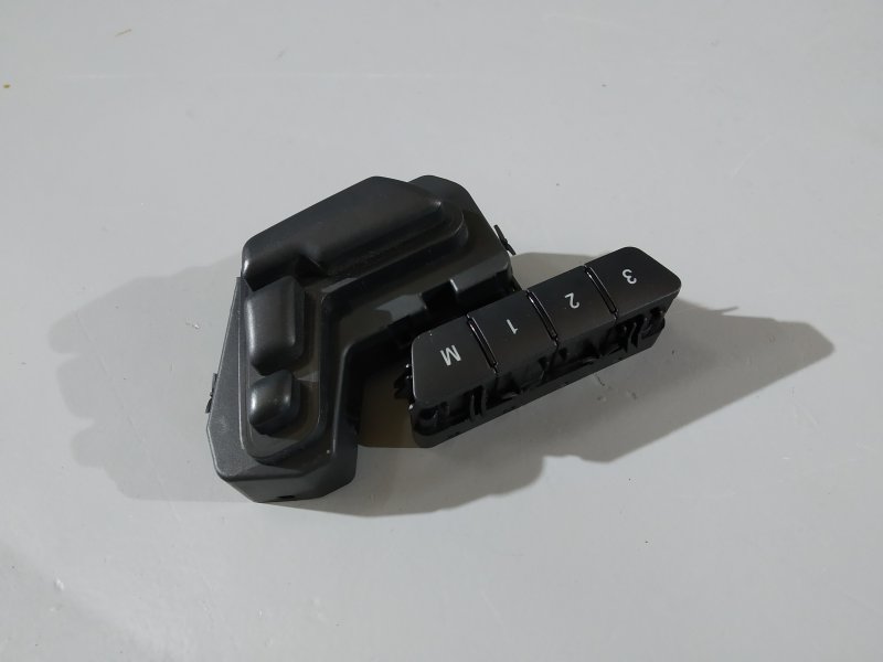 кнопки управления сиденьем, 1820 рублей, Санкт-Петербург