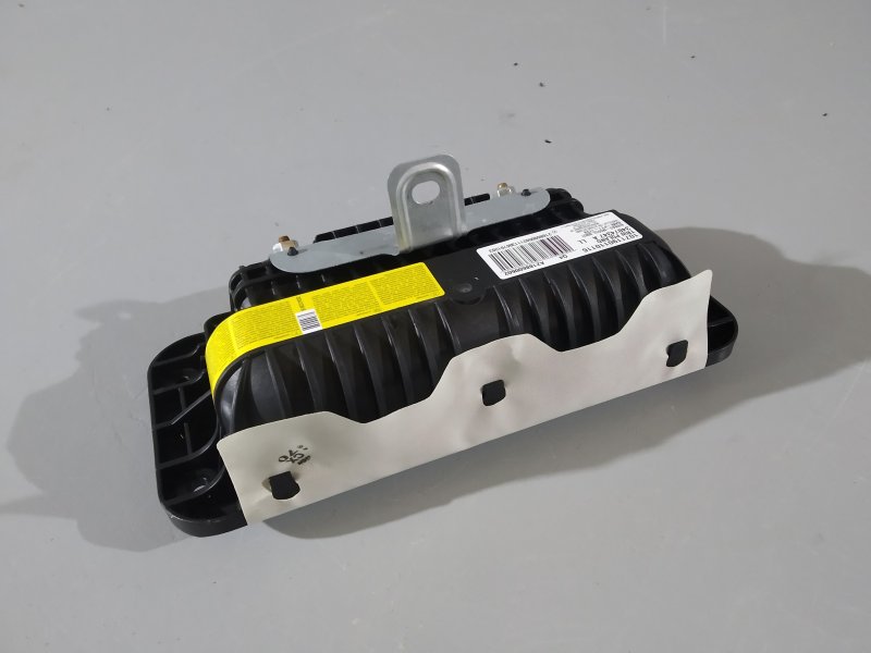 подушка в торпедо, 4910 рублей, Санкт-Петербург