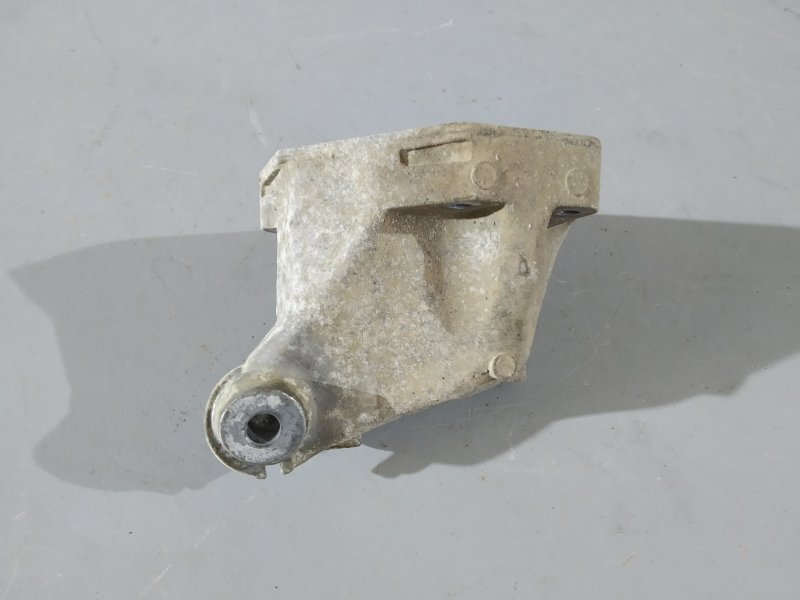 кронштейн двигателя, 1520 рублей, Санкт-Петербург