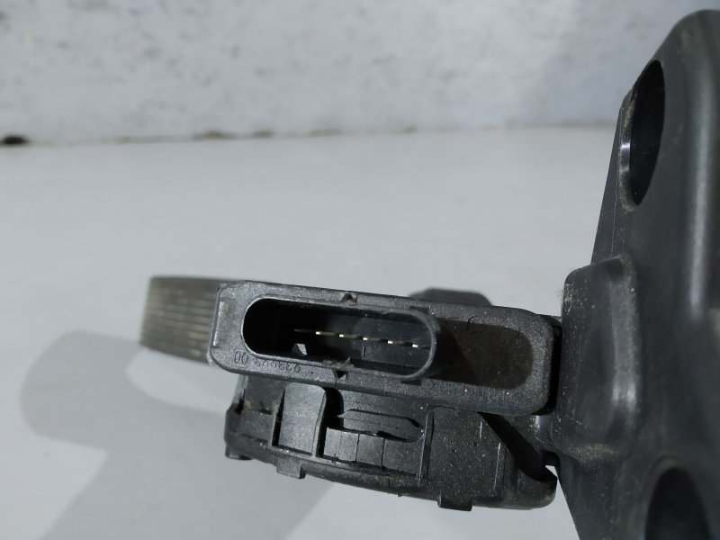 педаль газа, 1725 рублей, Санкт-Петербург