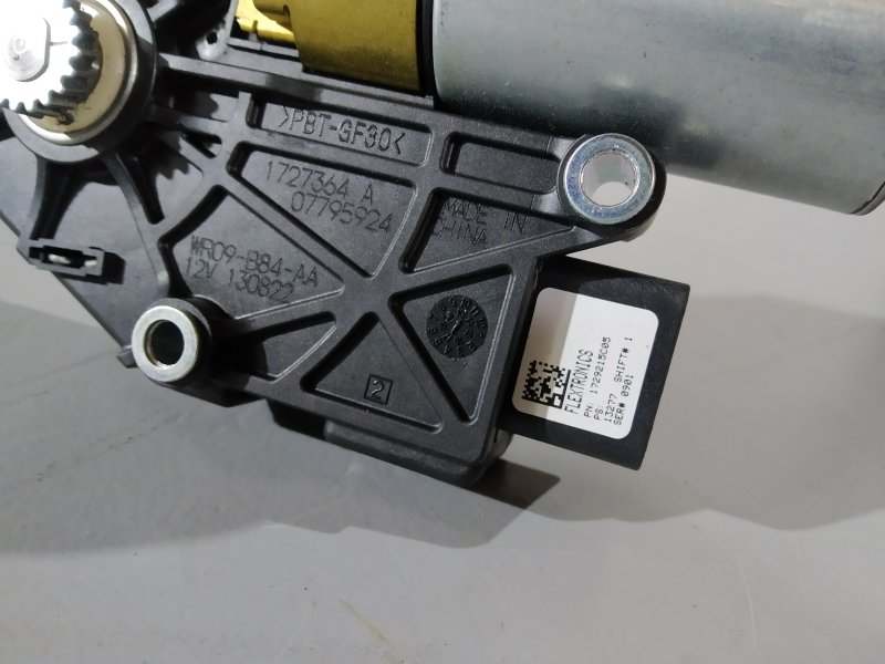 моторчик шторки люка, 1075 рублей, Санкт-Петербург