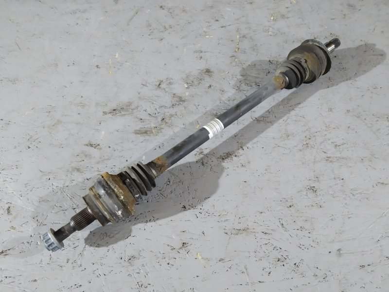 полуось, 3005 рублей, Санкт-Петербург