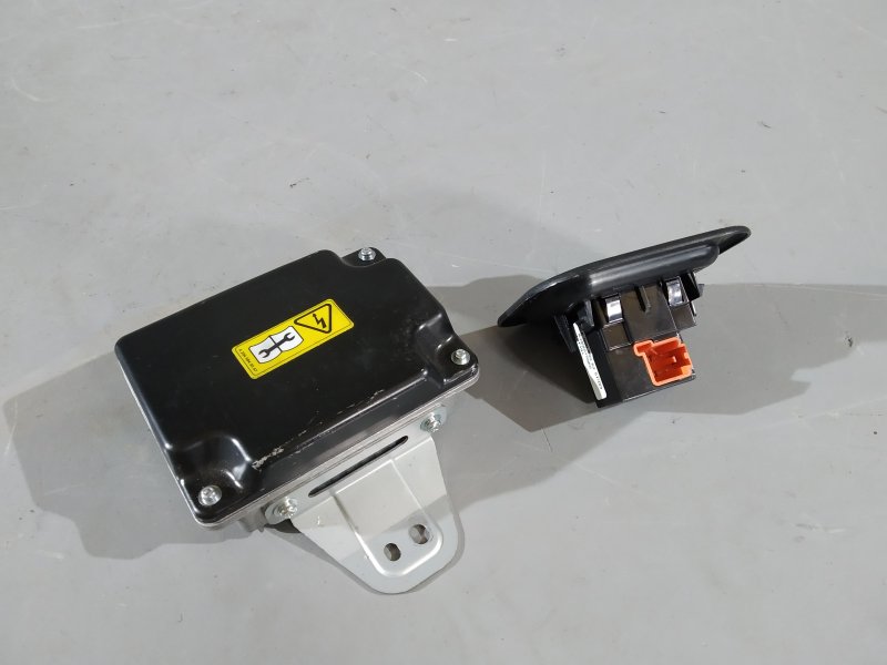 инвертор, 2290 рублей, Санкт-Петербург