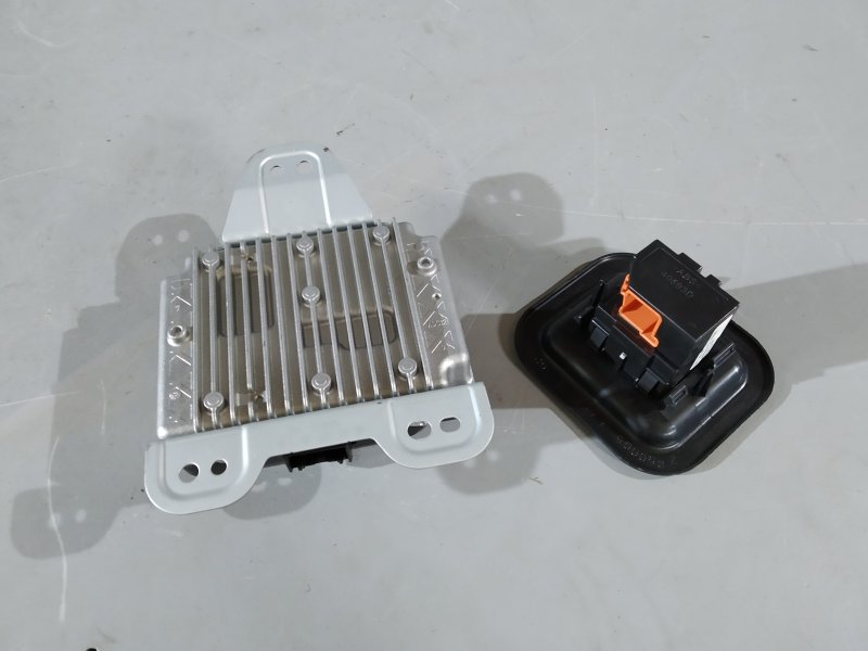 инвертор, 2290 рублей, Санкт-Петербург