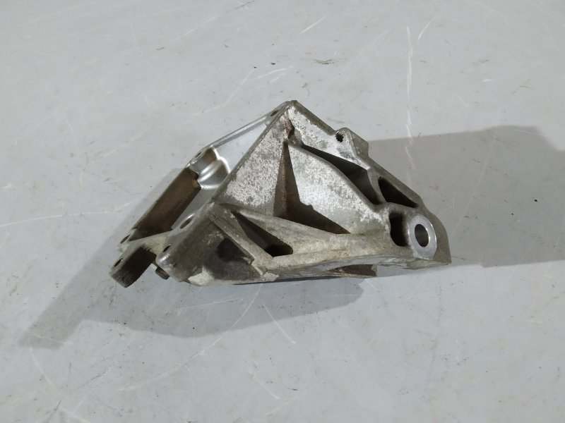 кронштейн двигателя, 1565 рублей, Санкт-Петербург