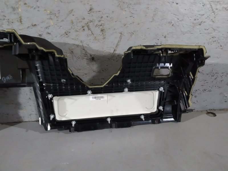 накладка под торпедо, 7390 рублей, Санкт-Петербург