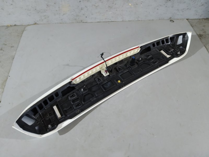 спойлер, 4770 рублей, Санкт-Петербург