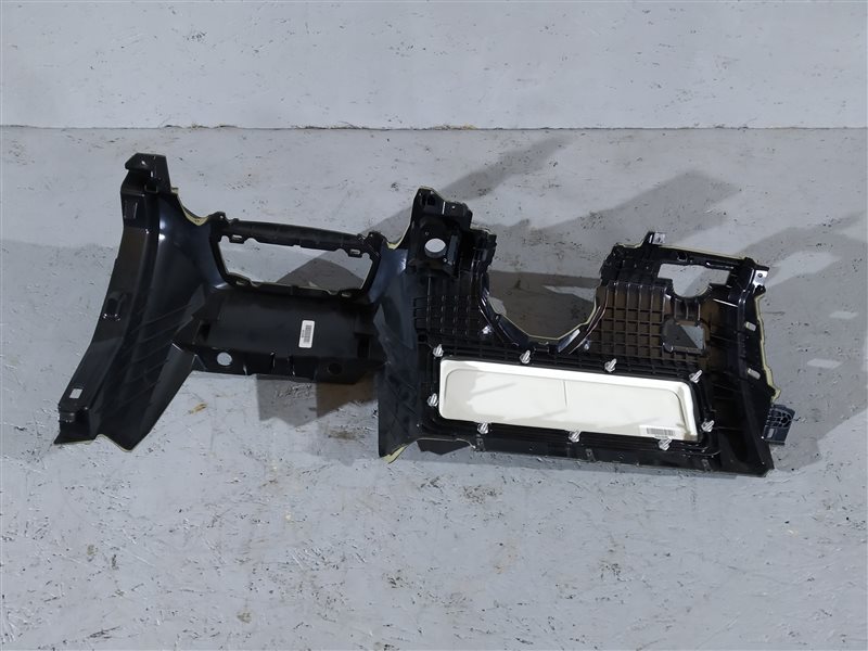 накладка под торпедо, 7390 рублей, Санкт-Петербург