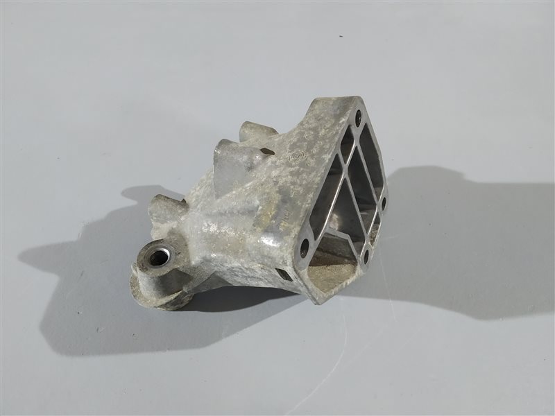 кронштейн двигателя, 1515 рублей, Санкт-Петербург