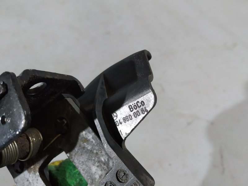 крюк капота, 1045 рублей, Санкт-Петербург